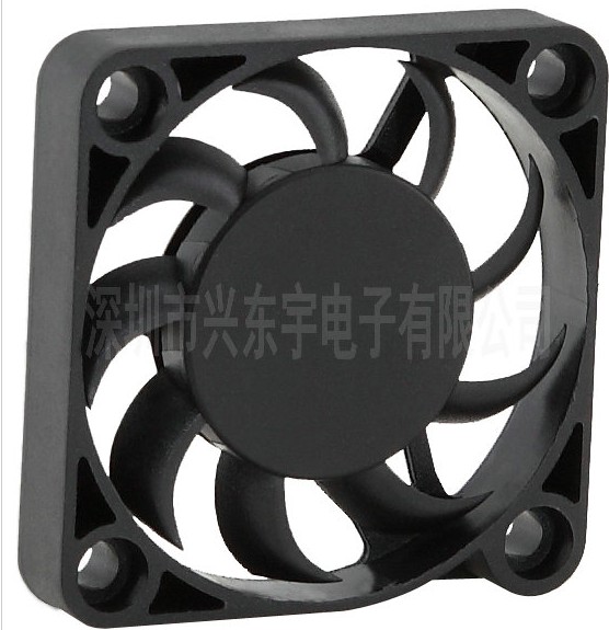 安防設備散熱風(fēng)扇我的特點(diǎn)，一覽眾山??！?