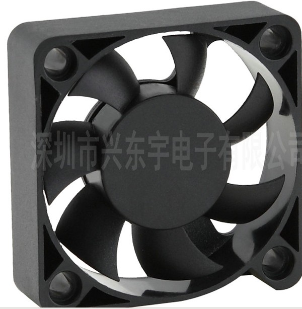 舞臺燈光散熱風(fēng)扇舞臺表演者的強大后盾！