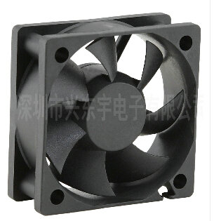 散熱風(fēng)扇的轉速相關(guān)