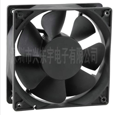 雙滾珠交流風(fēng)扇細心清理，專(zhuān)心制造！